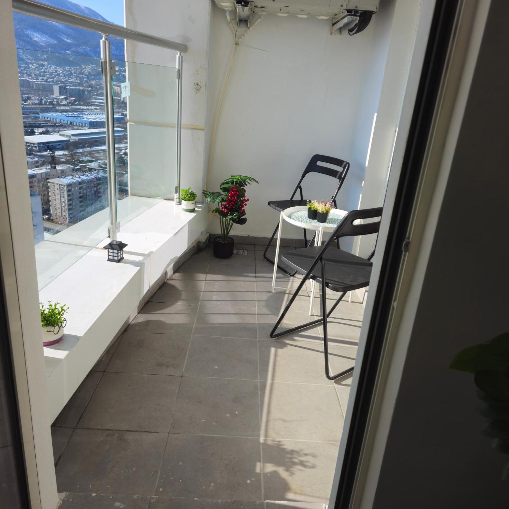 Skopje Sky Oasis Appartement Buitenkant foto