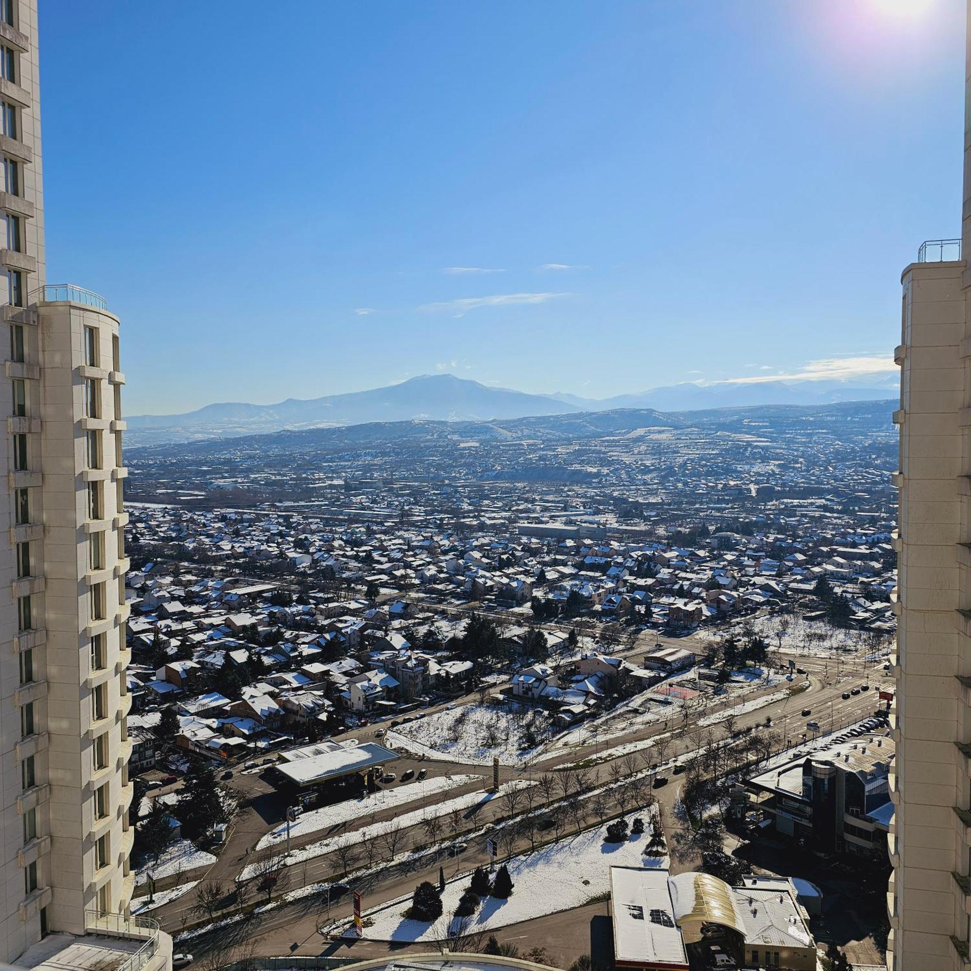 Skopje Sky Oasis Appartement Buitenkant foto